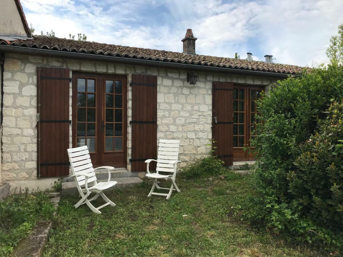 May'S Cottage Availles-Limouzine Εξωτερικό φωτογραφία